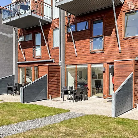 2 Bedroom Gorgeous In Bogense